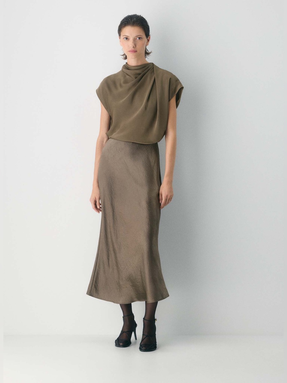Aritzia Babaton Slip Satin Maxi Skirt Sz 2